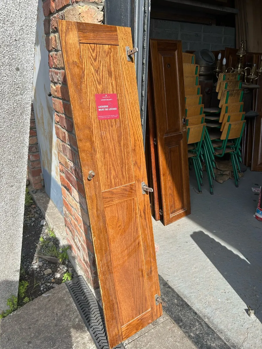 Solid oak locker door/panel - Image 3