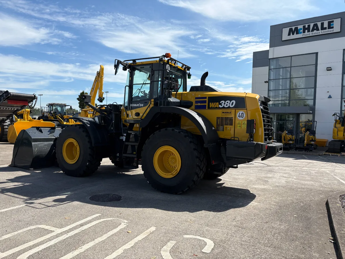 Komatsu  WA380-8 - Image 4