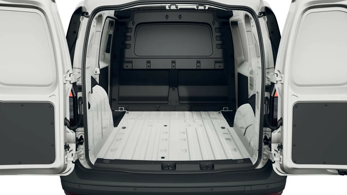 Volkswagen Caddy Cargo C20 Diesel Commerce - Image 3