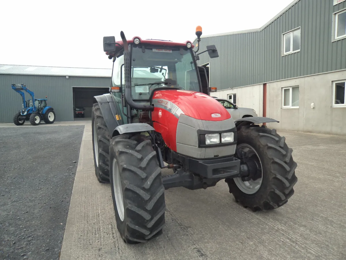 2008 Mc Cormick C85  Max - Image 3