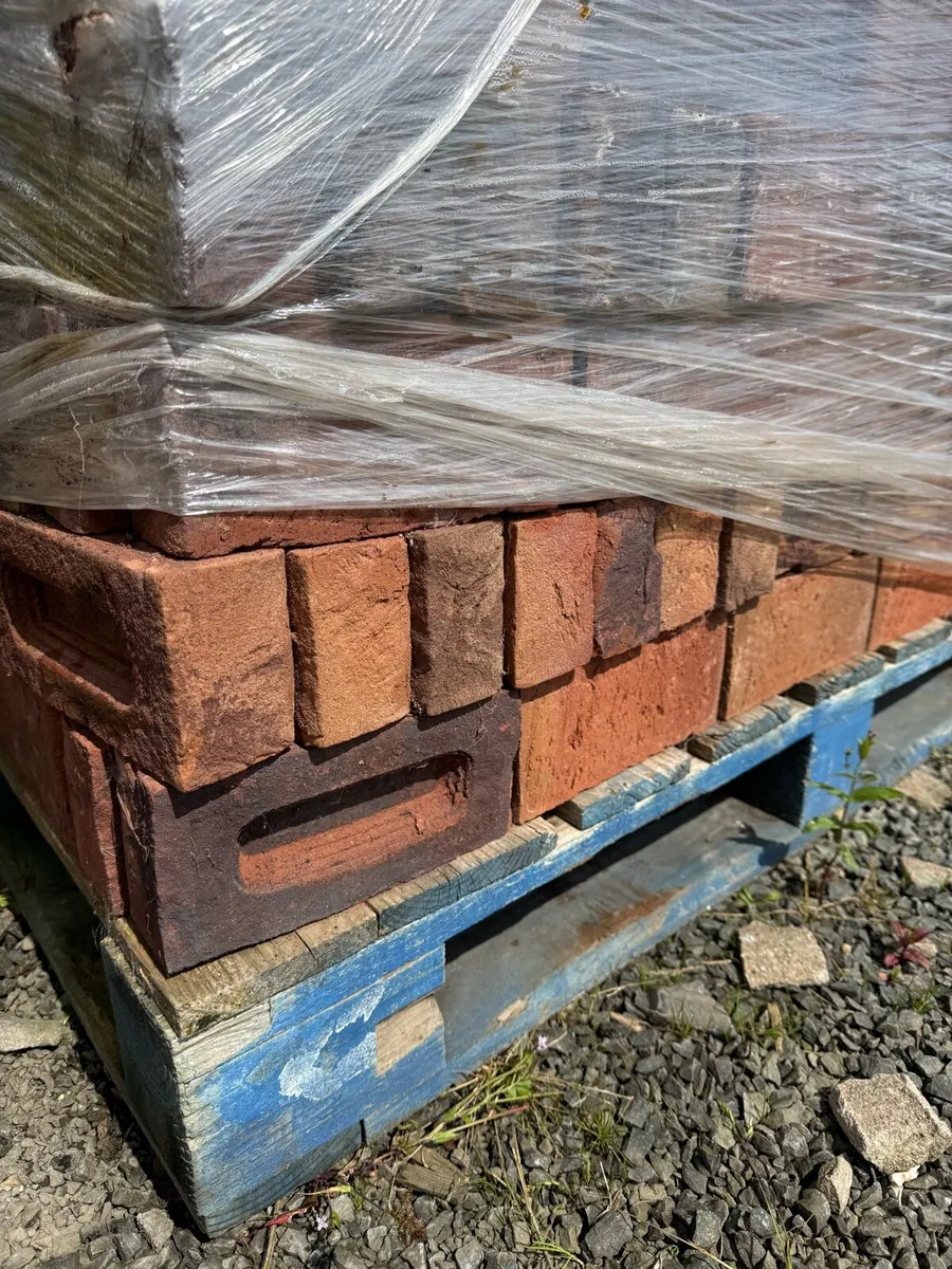 Discontinued brick. - Image 3