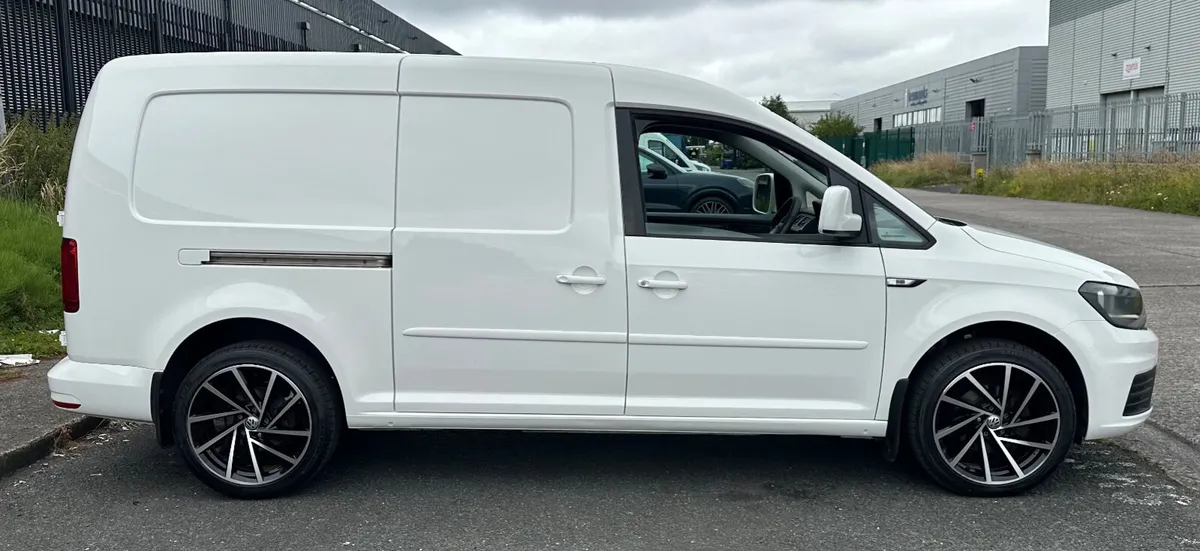 192 Volkswagen Caddy Maxi 102Bhp - Image 3