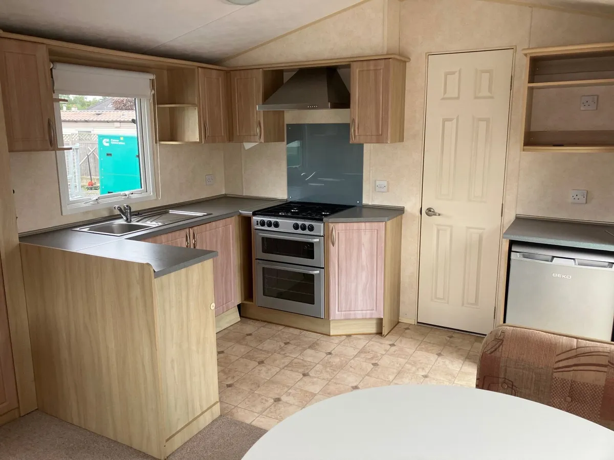 SNAPPED UP. MORE LIKE THIS IN STOCK - Image 4