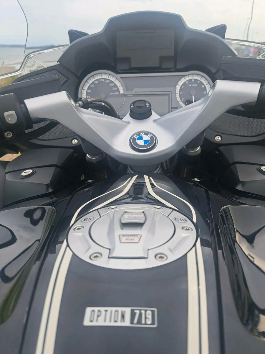 BMW R1250RT LE with Audio - Image 3