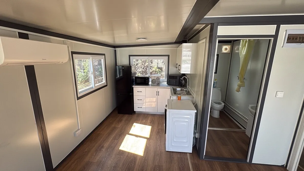 Expandable house/office - Image 4