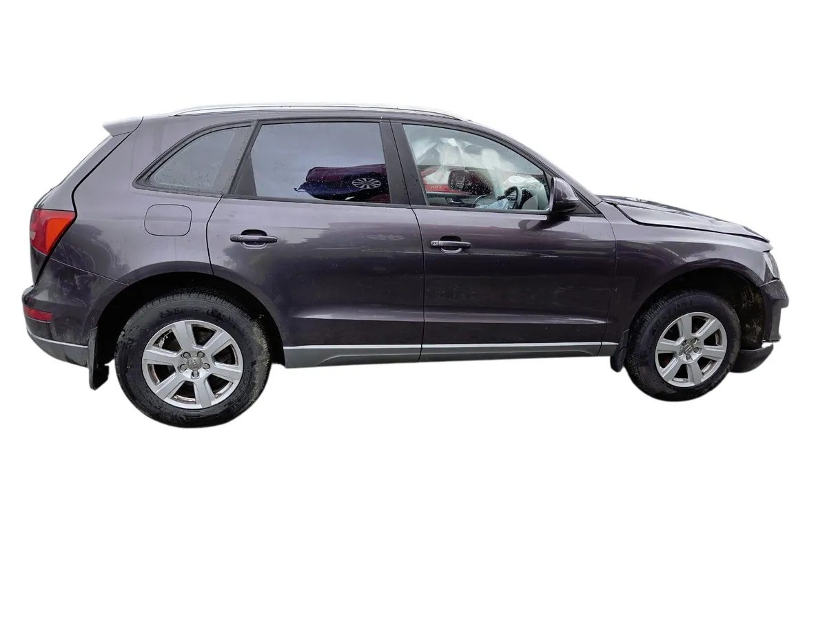 2010 AUDI Q5 For Breaking/Dismantling - Image 2