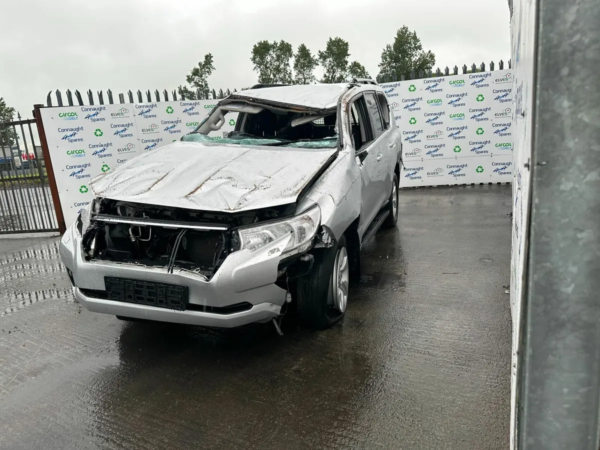 2023 TOYOTA LANDCRUISER2.8D JUST IN FOR BREAKING - Image 2