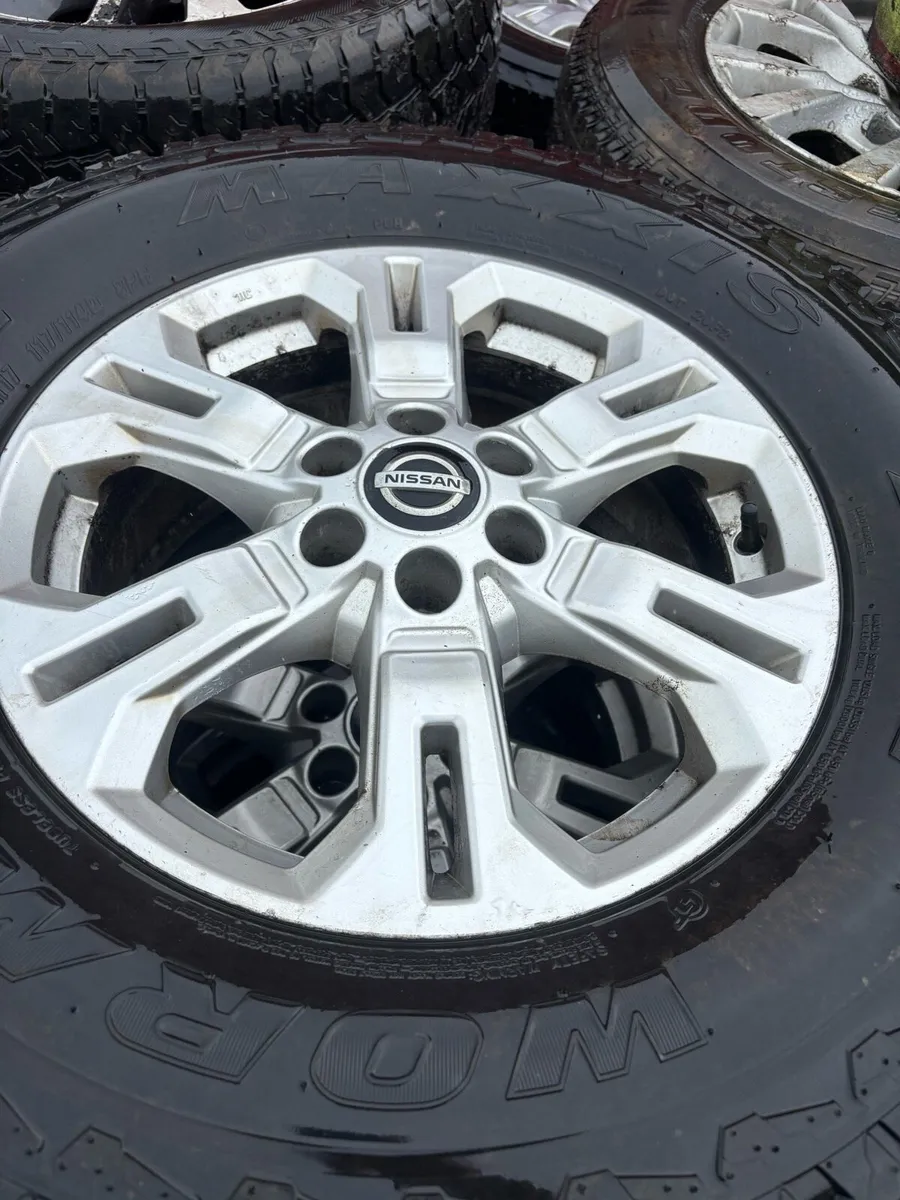 Nissan navara wheels - Image 1