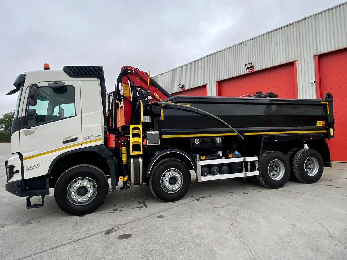 2023  Volvo FMX 420 Tipper Grab - Image 3