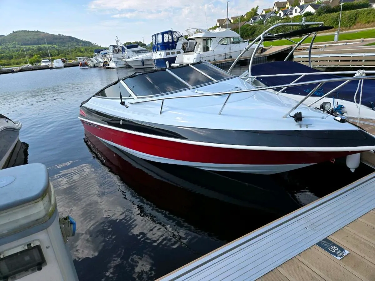 Regal boat - Image 1