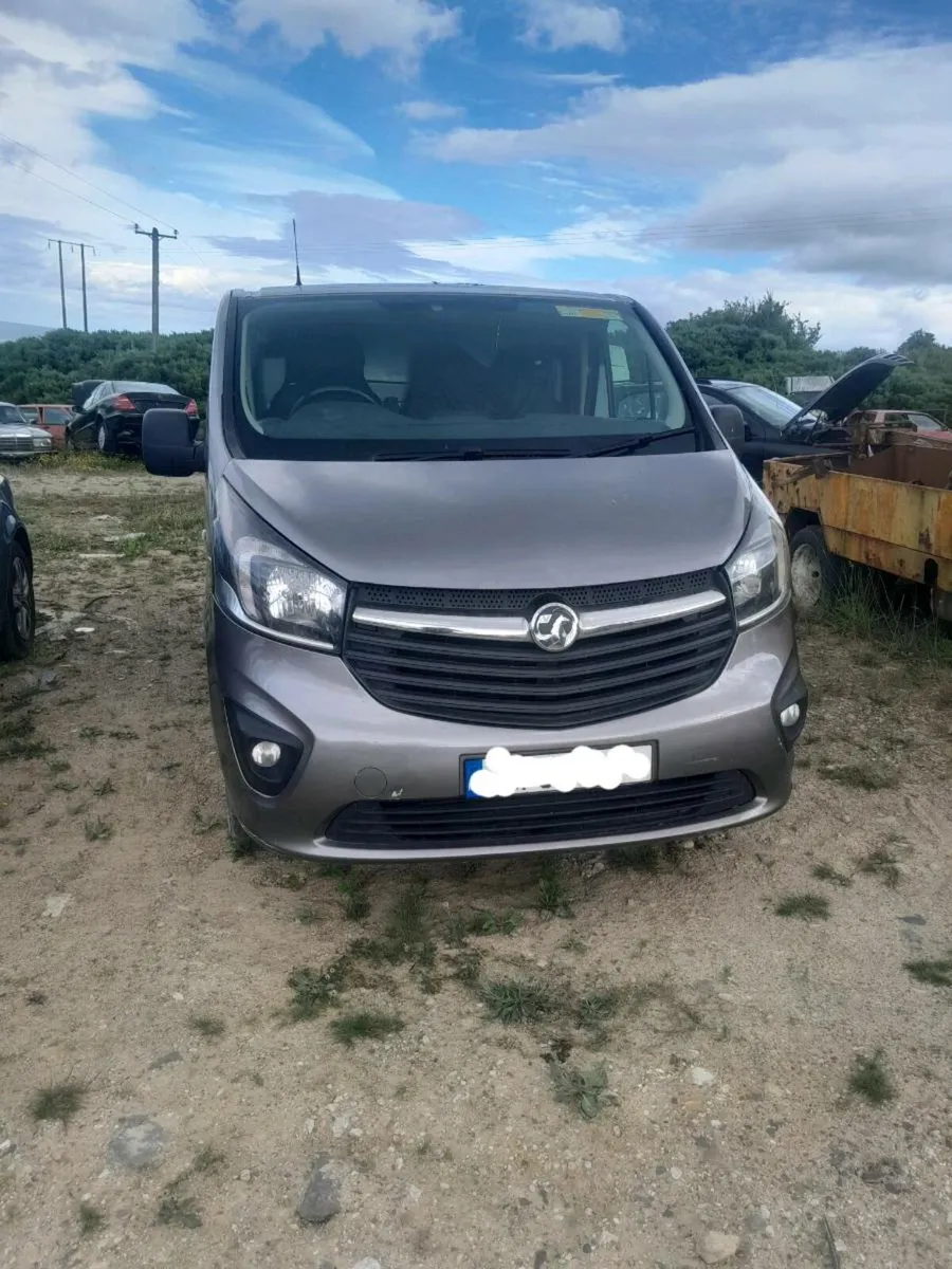 Breaking opel vivarol traffic nv300 2016/2019 - Image 2