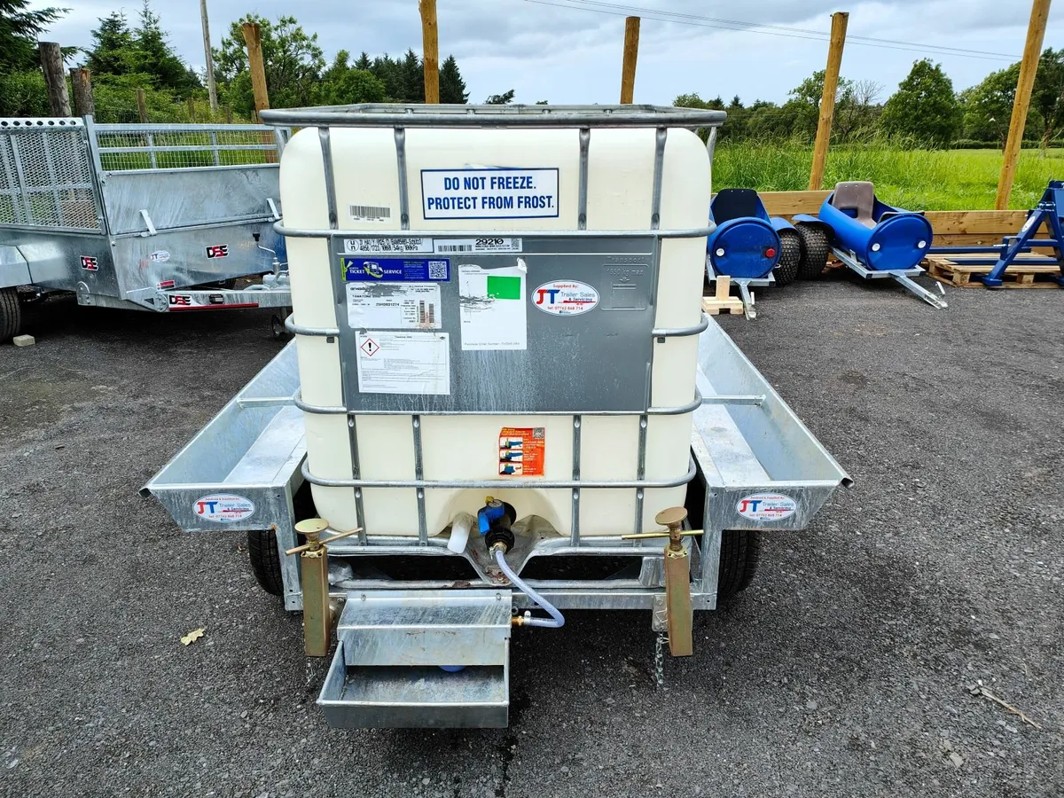 Animal drinker & feeder - Image 3