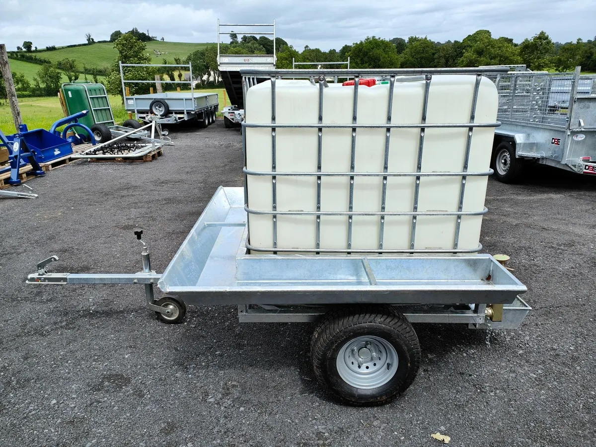 Animal drinker & feeder - Image 4