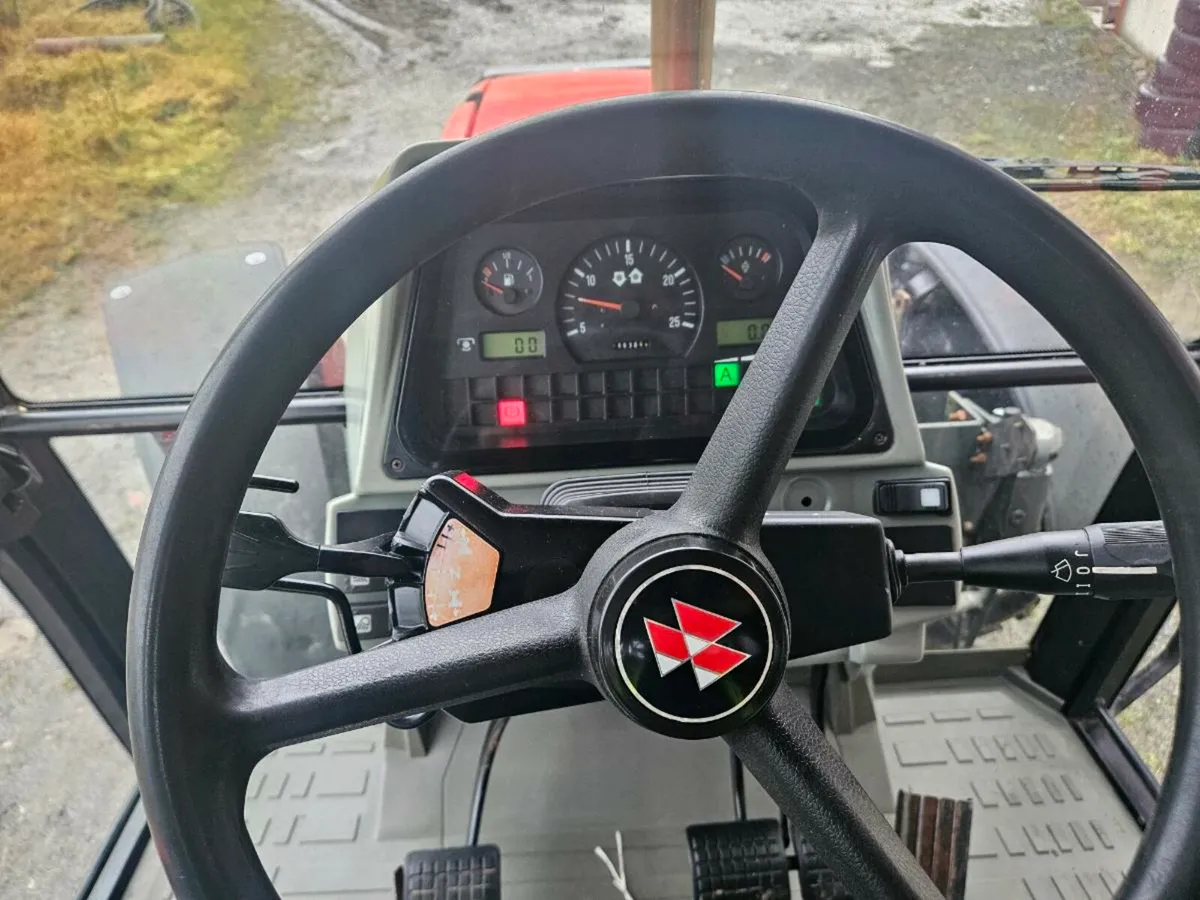 Massey Ferguson 6270 - Image 2