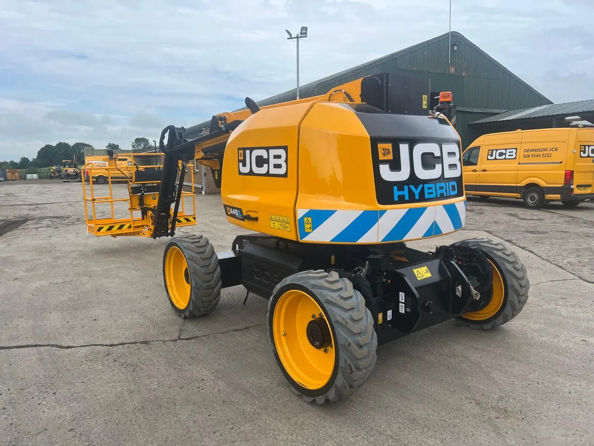 JCB A45EH HYBRID BOOM LIFTS - Image 1