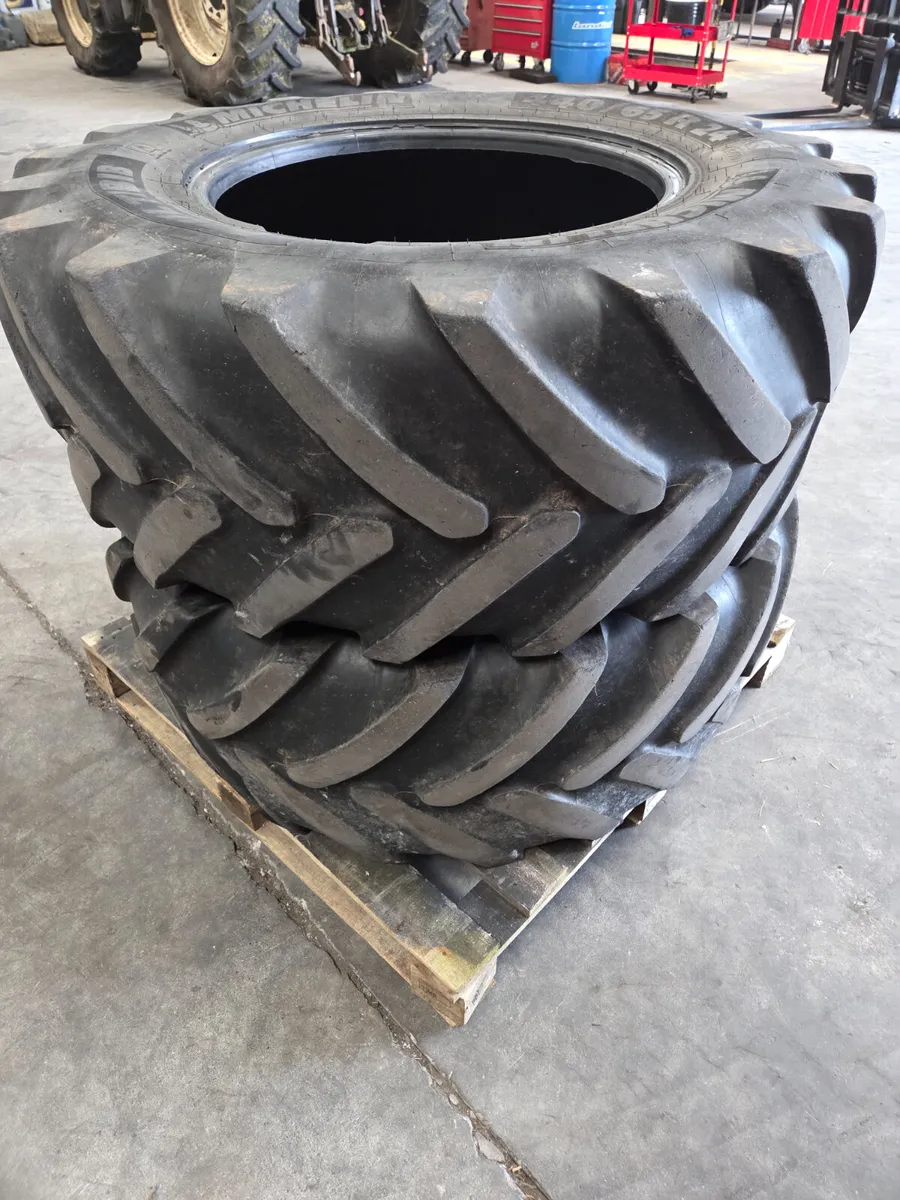 2 Michelin Tyres - Image 3