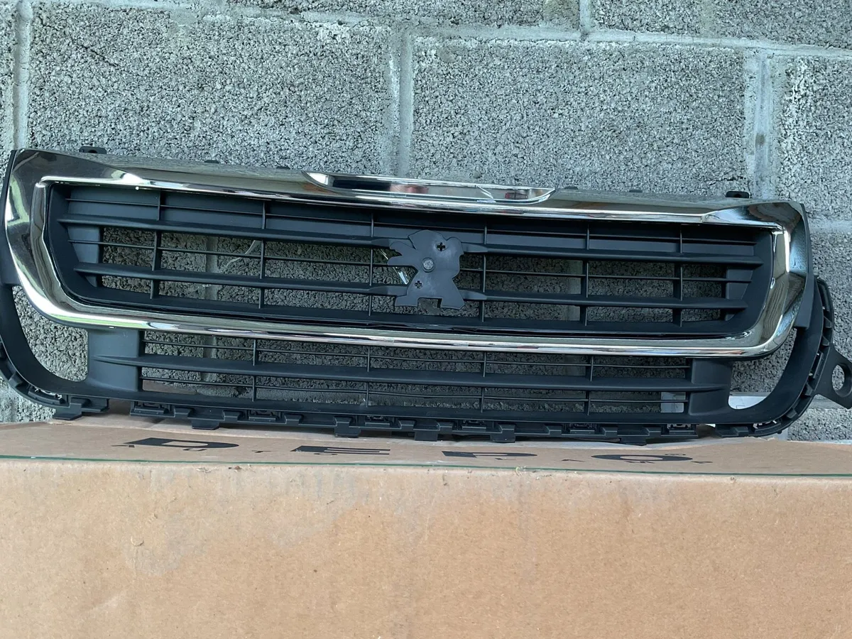 New Peugeot partner front grill