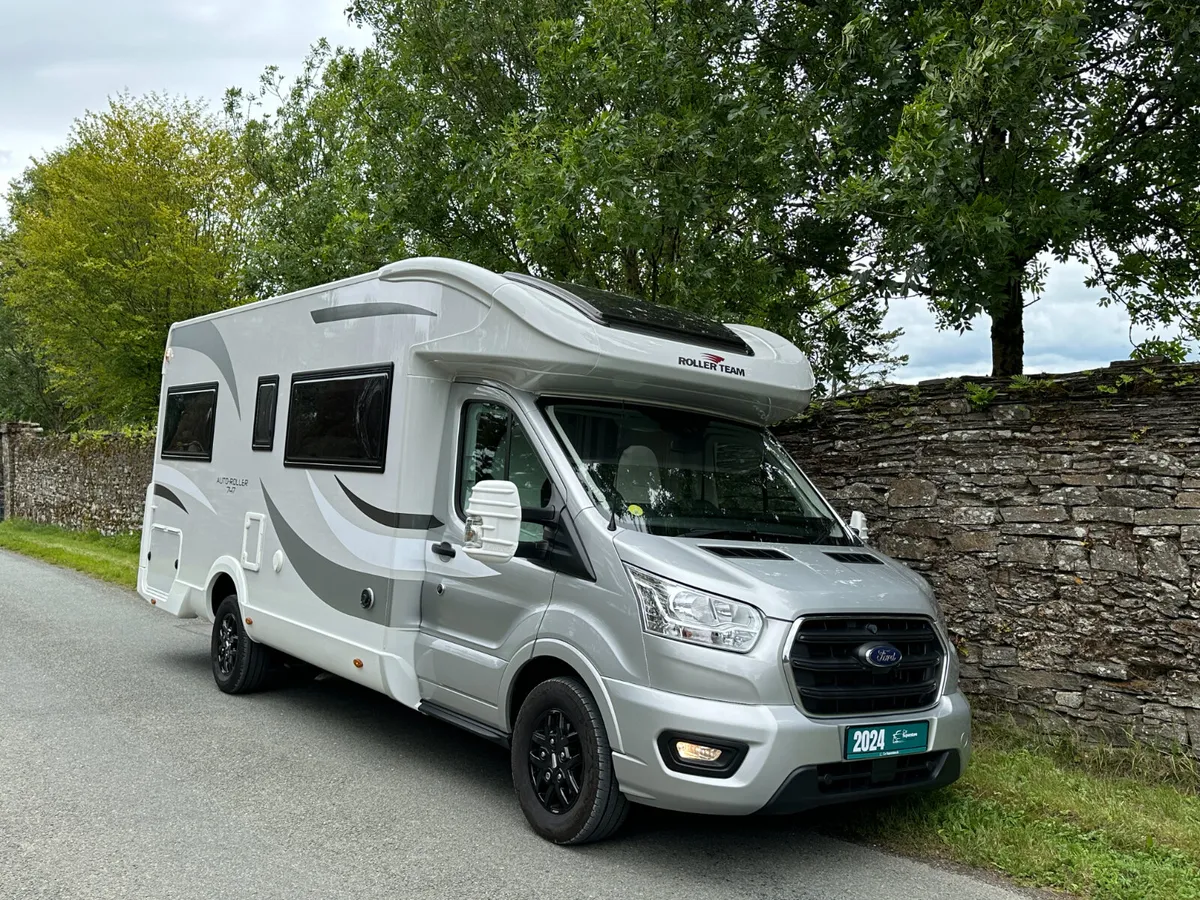 Ford Transit Roller Team Auto Roller 747 Auto 242 - Image 1