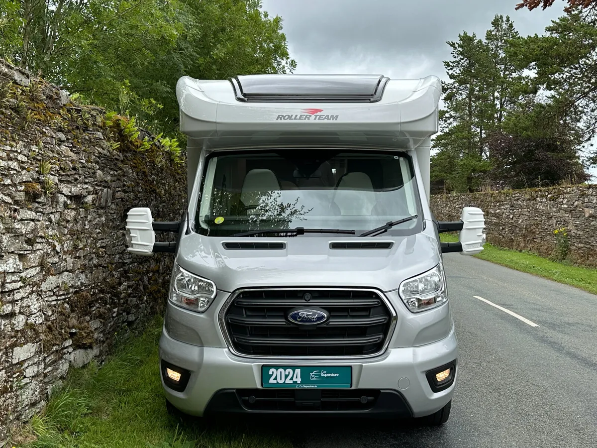 Ford Transit Roller Team Auto Roller 747 Auto 242 - Image 2