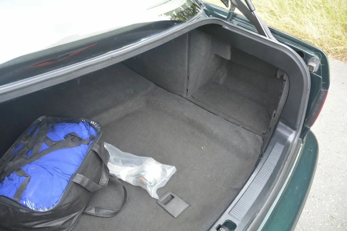 Audi S8 Quattro 4.2 litre. - Image 2