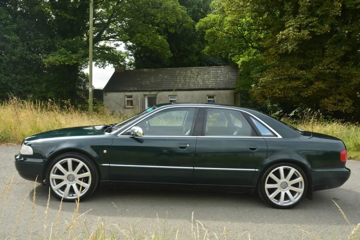 Audi S8 Quattro 4.2 litre. - Image 4
