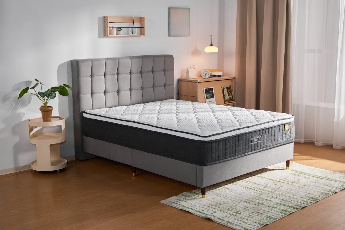 New Kingsize Royal Deluxe 3000 Mattress - Image 1