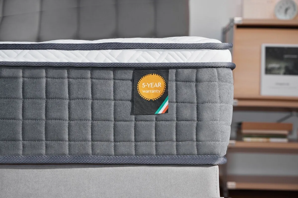 New 4’6” Royal Deluxe 3000 Max Mattress - Image 1