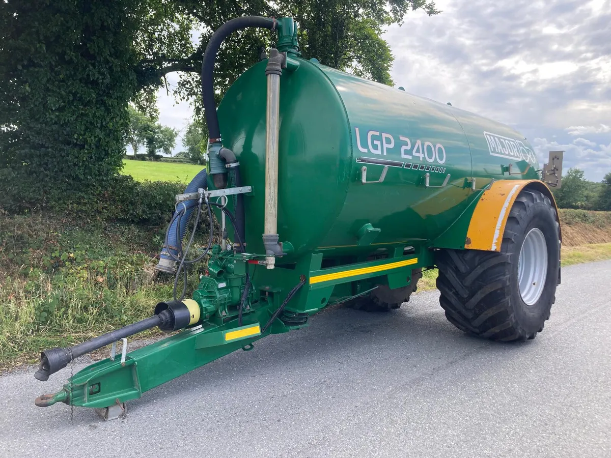 2020 Major 2400 Slurry Tanker GREAT CONDITION - Image 2