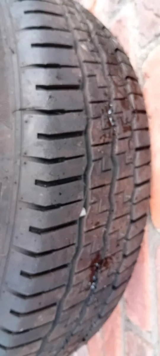 Garage clear out  Bargains - Image 2