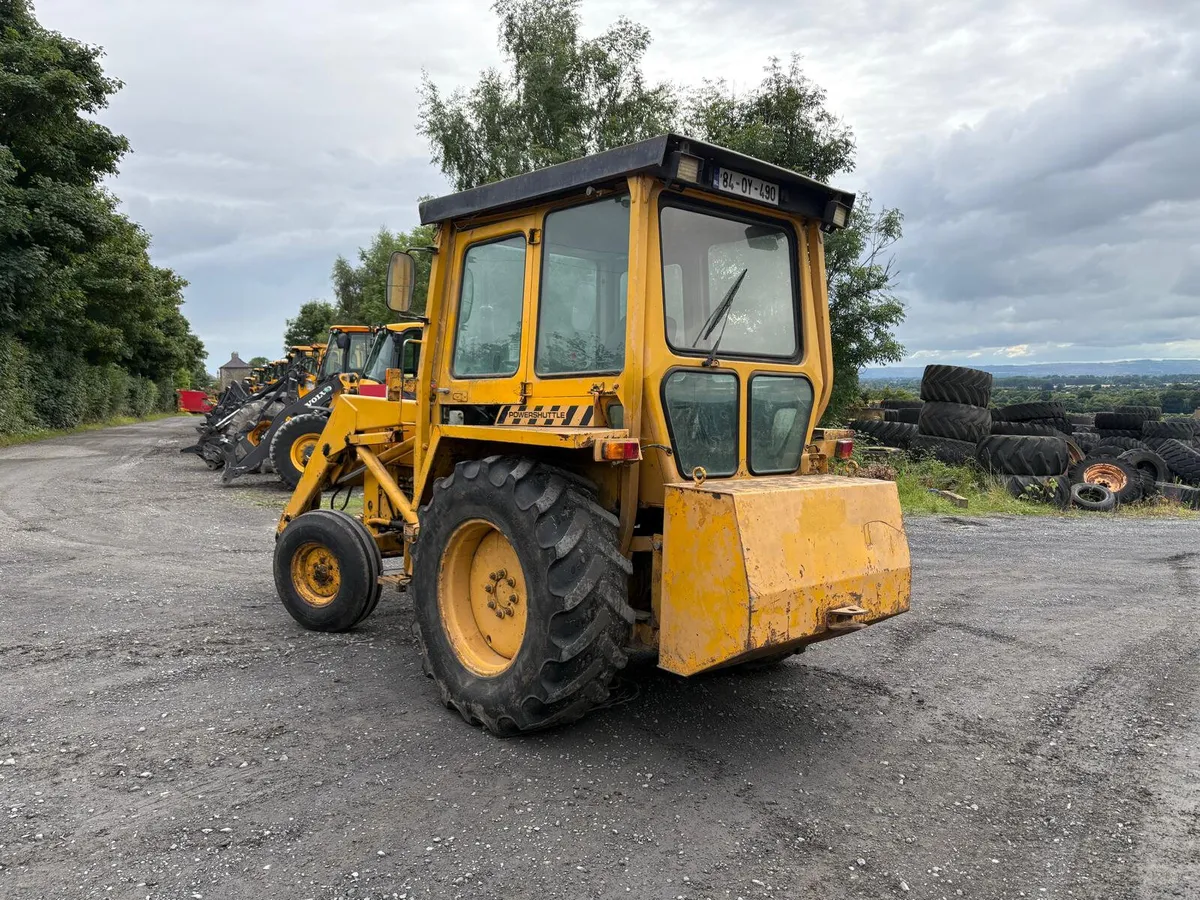 MF 50HX 2WD Loading Shovel - Image 2