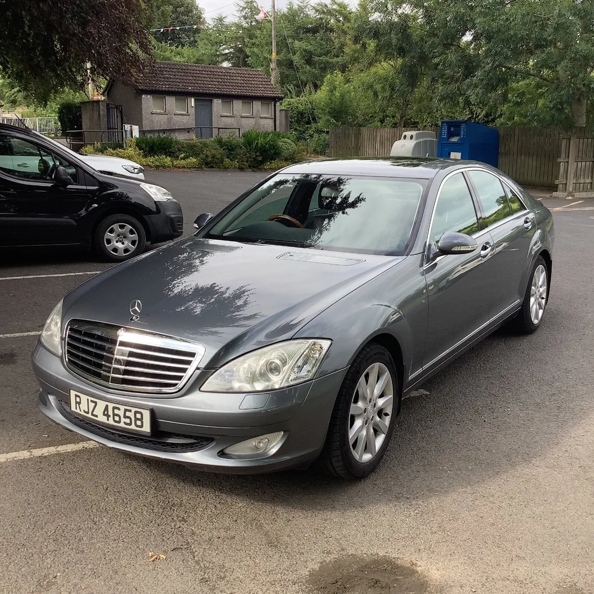 Mercedes s320 automatic 2010 92000 miles - Image 4