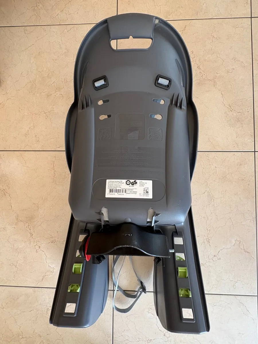 Baby/toddler bike seat for back of the bike - Image 2