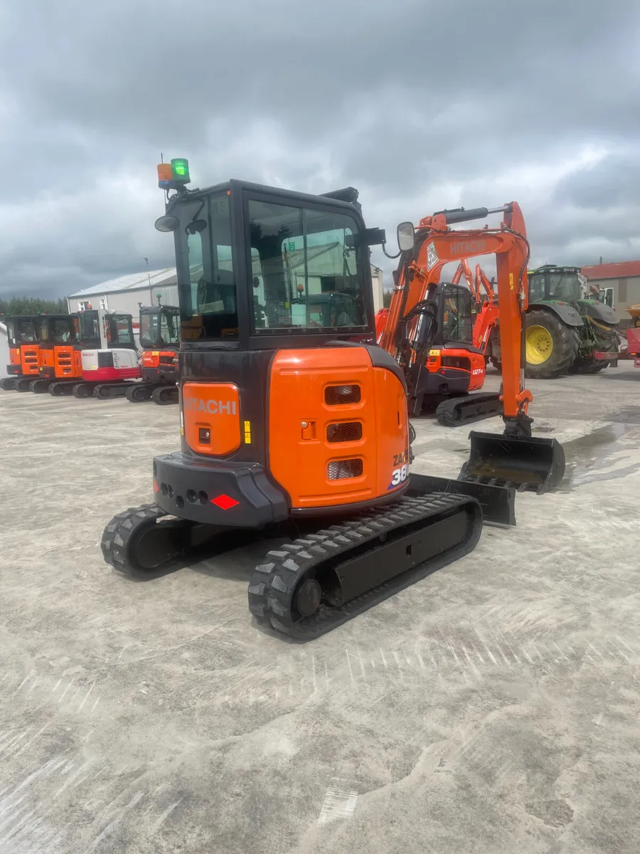 HITACHI ZX38-6 - Image 3