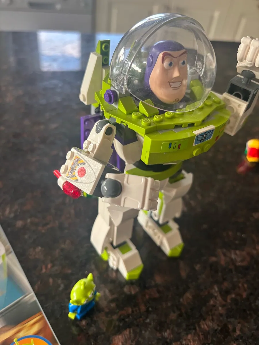 Lego Buzz Lightyear 7592 - Image 3