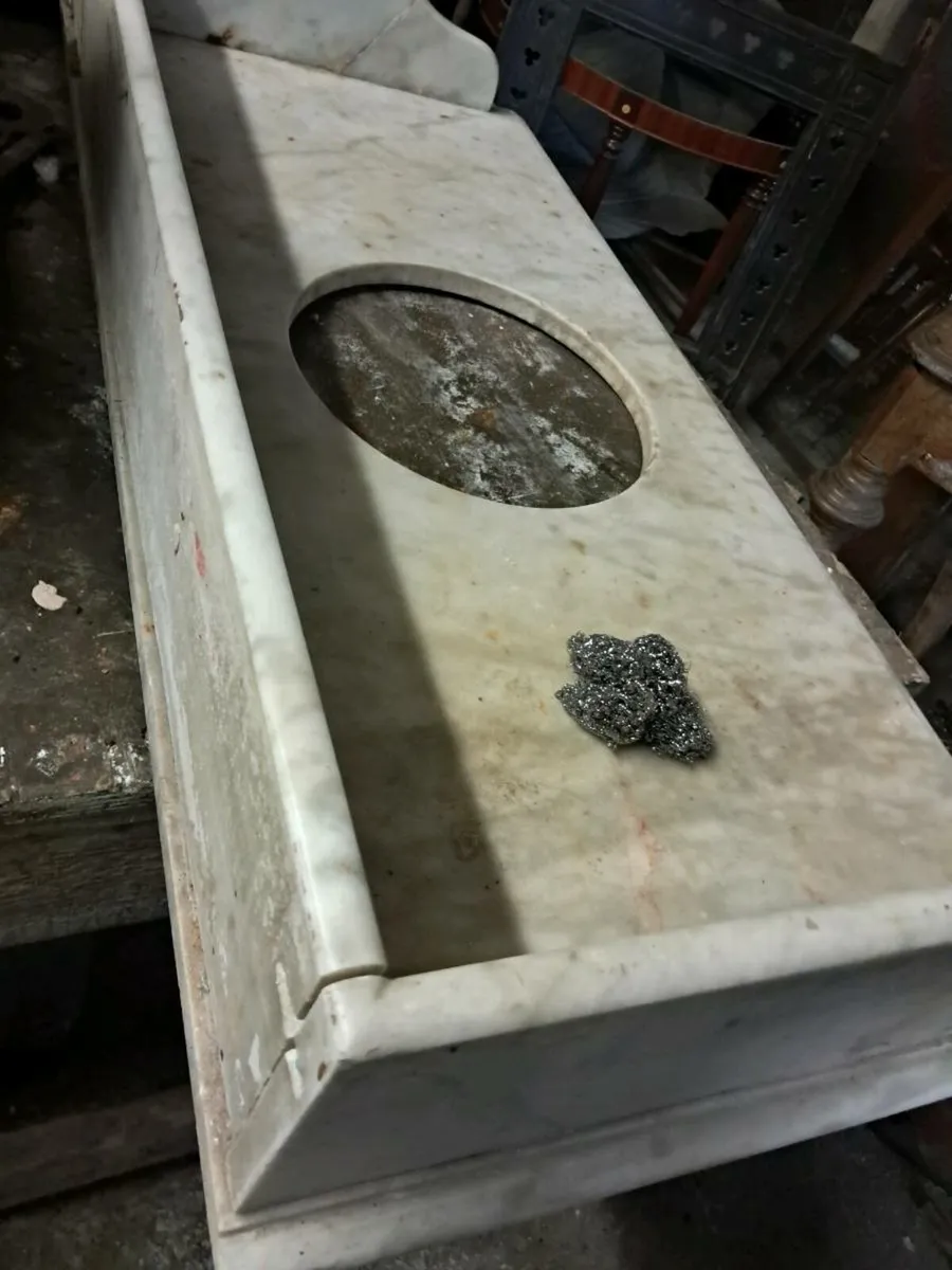 Large marble top - Image 3