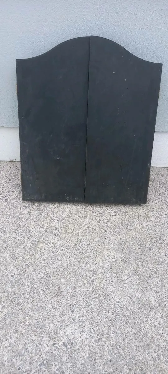 Dartboard & Cabiet - Image 3