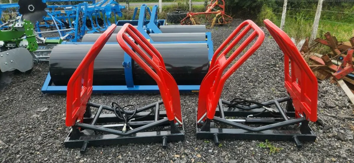 Intertech bale grabs - Image 4