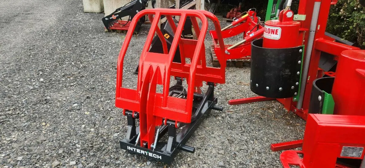 Intertech bale grabs - Image 2