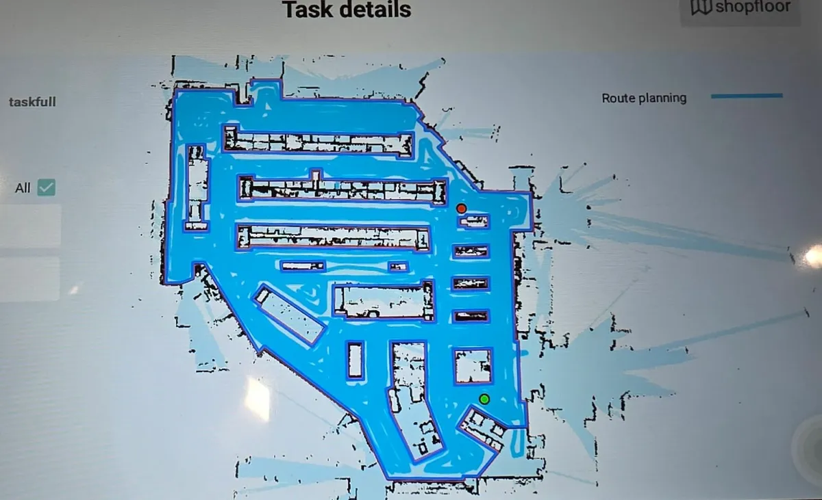 Commercial Robotic scrubberdryer - Image 4