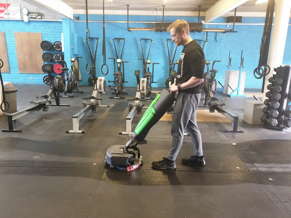 Green Clean M1 Scrubber Dryer Gym Floor - Image 2