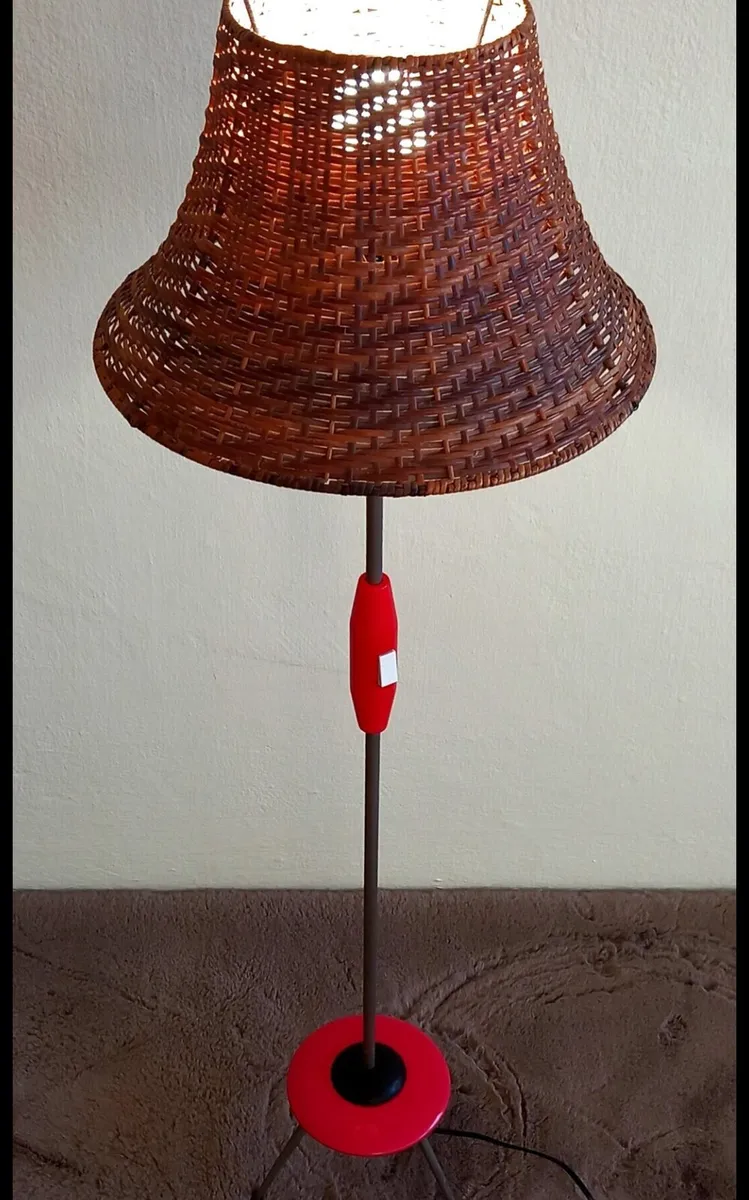 Unique design bakelite space age lamp - Image 2