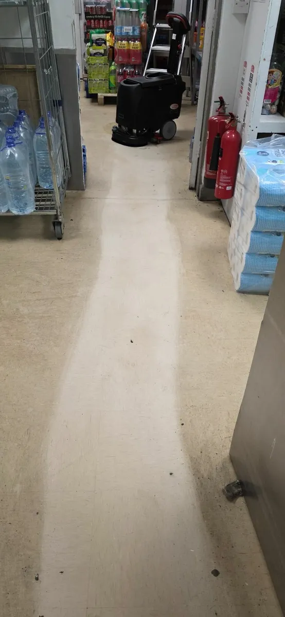 Bravo 2 Scrubber Dryer Floor cleaner - Image 4