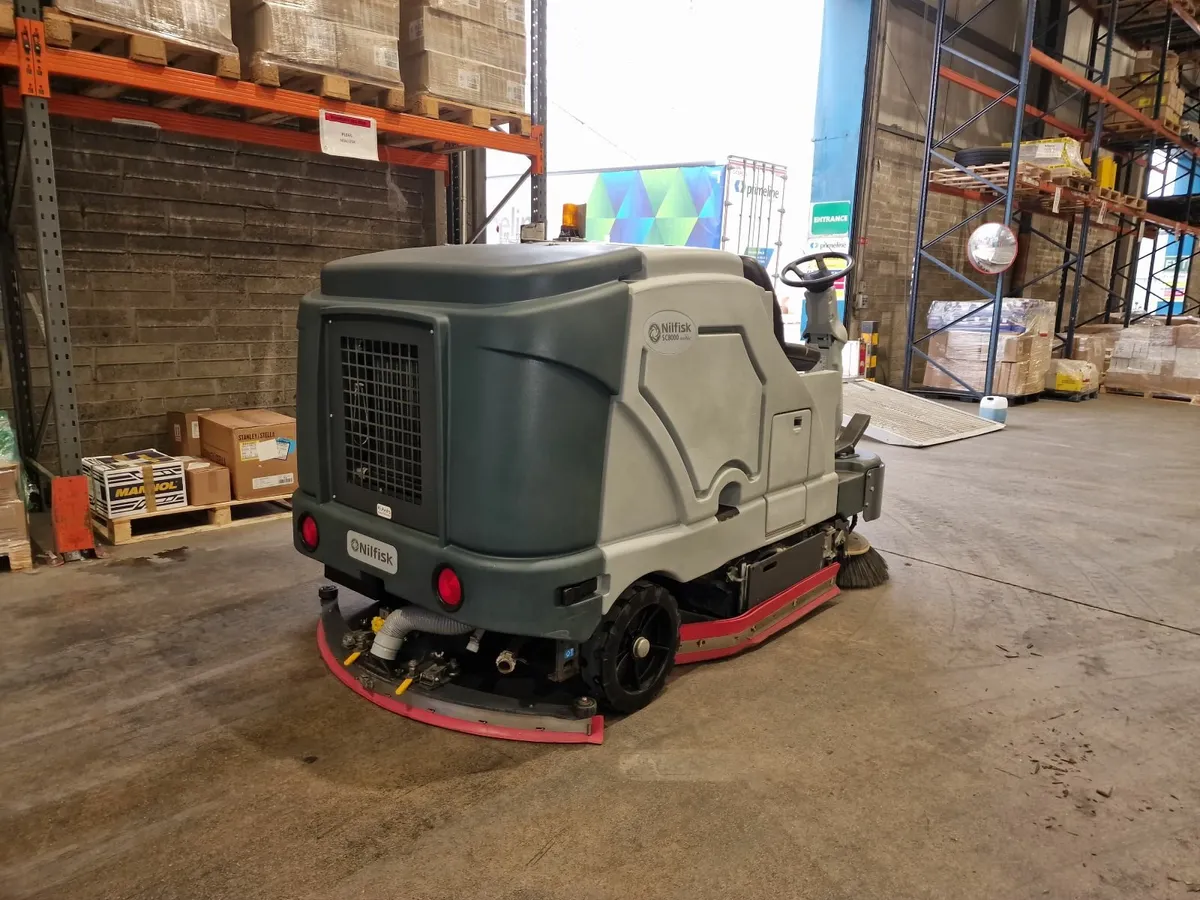 Nilfisk SC8000 Propane Ride-On Scrubber Dryer - Image 3