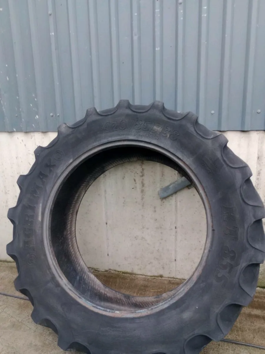 Tractor tyres 420/85/38 - Image 2
