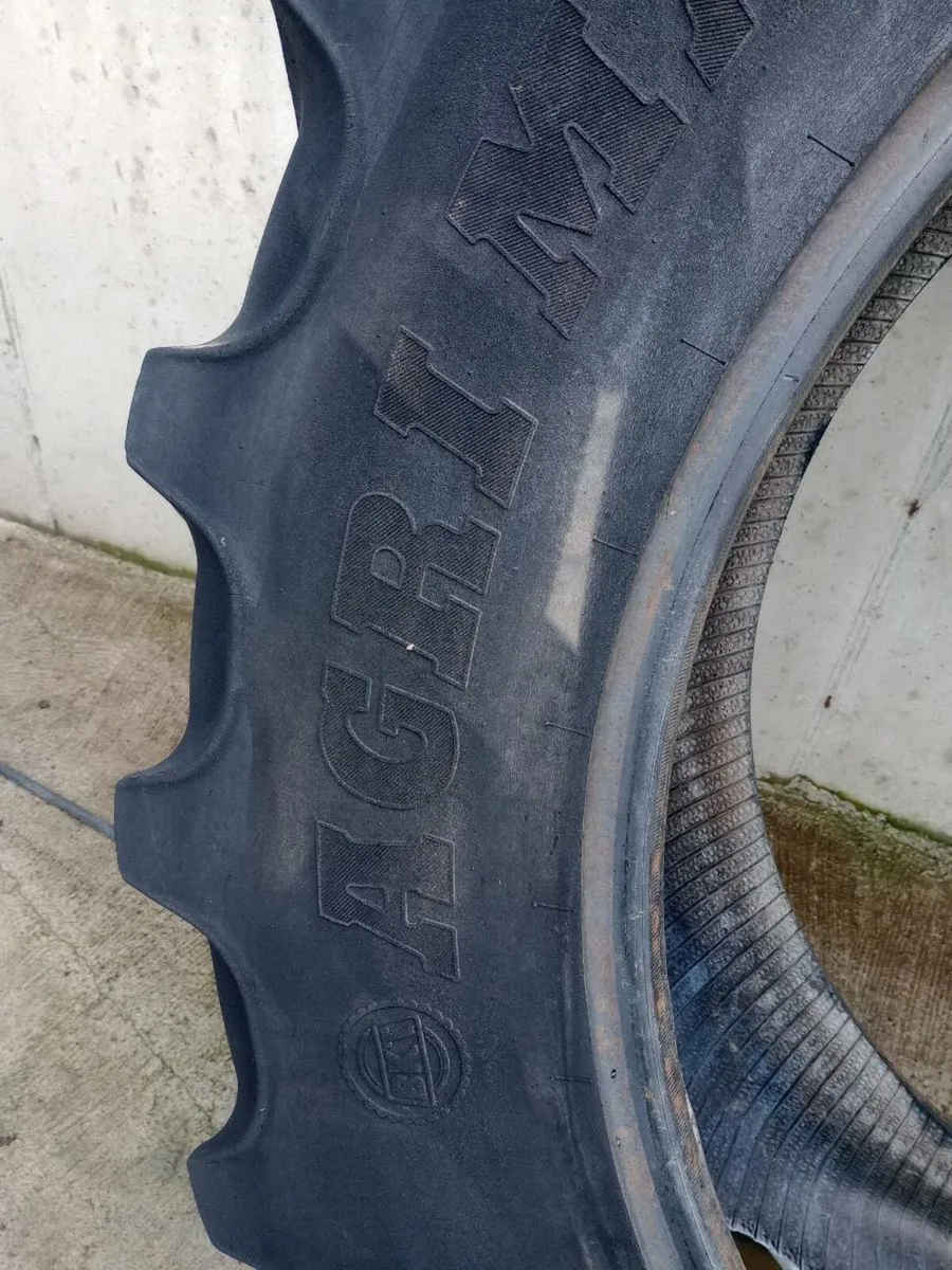 Tractor tyres 420/85/38 - Image 4