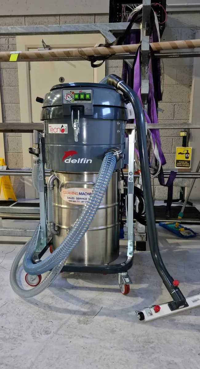 Delfin Industrial Vacuums - New - Image 3