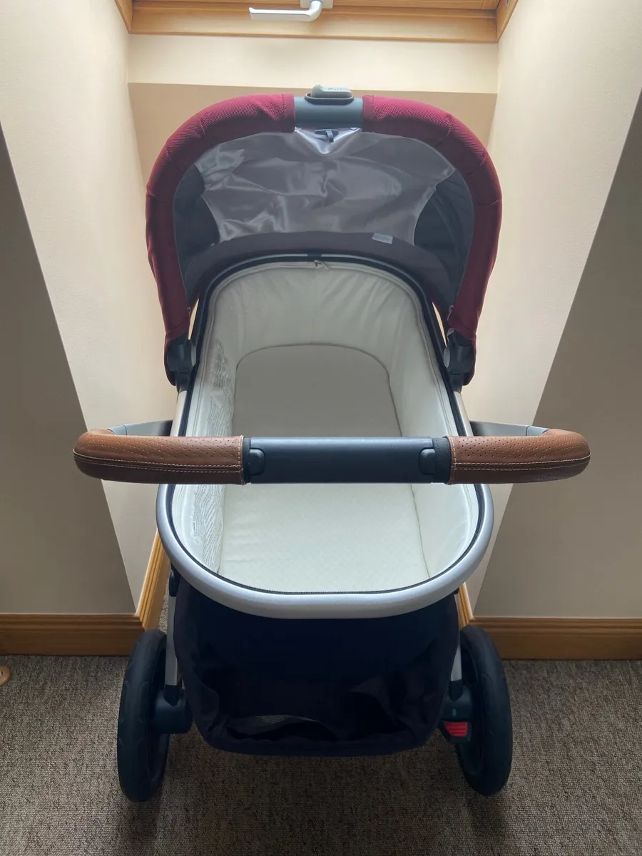 Uppababy vista pushchair & bassinet - Image 2
