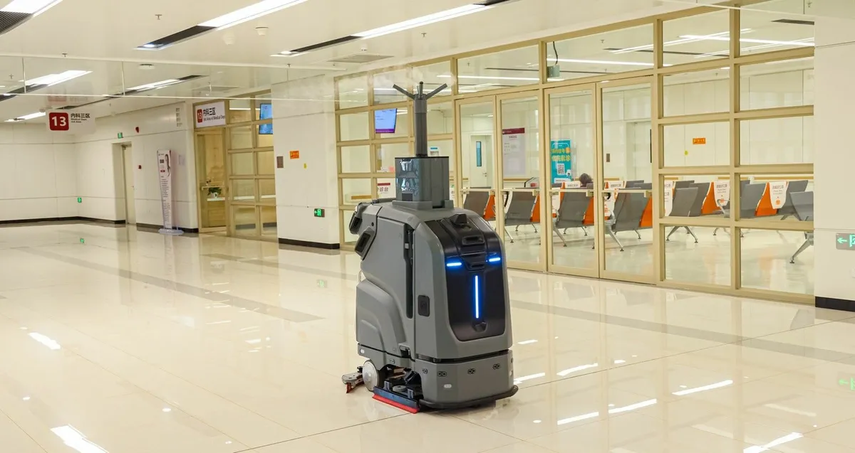 Sparkoz TN70 Robotic Scrubber Dryer - Image 2