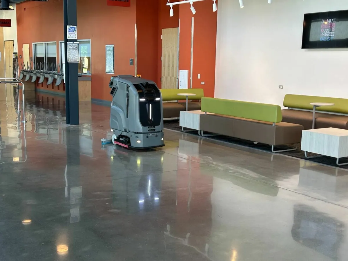 Sparkoz TN70 Robotic Scrubber Dryer - Image 3