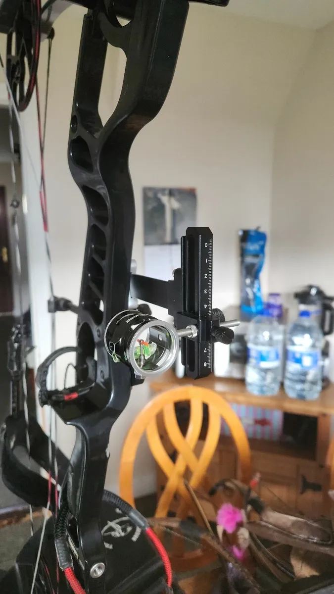 Hoyt Ignite 15-70 LB left hand - Image 4